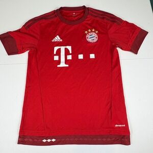 Adidas FC Bayern Munich Soccer Jersey Men's Small Red ClimaCool Football